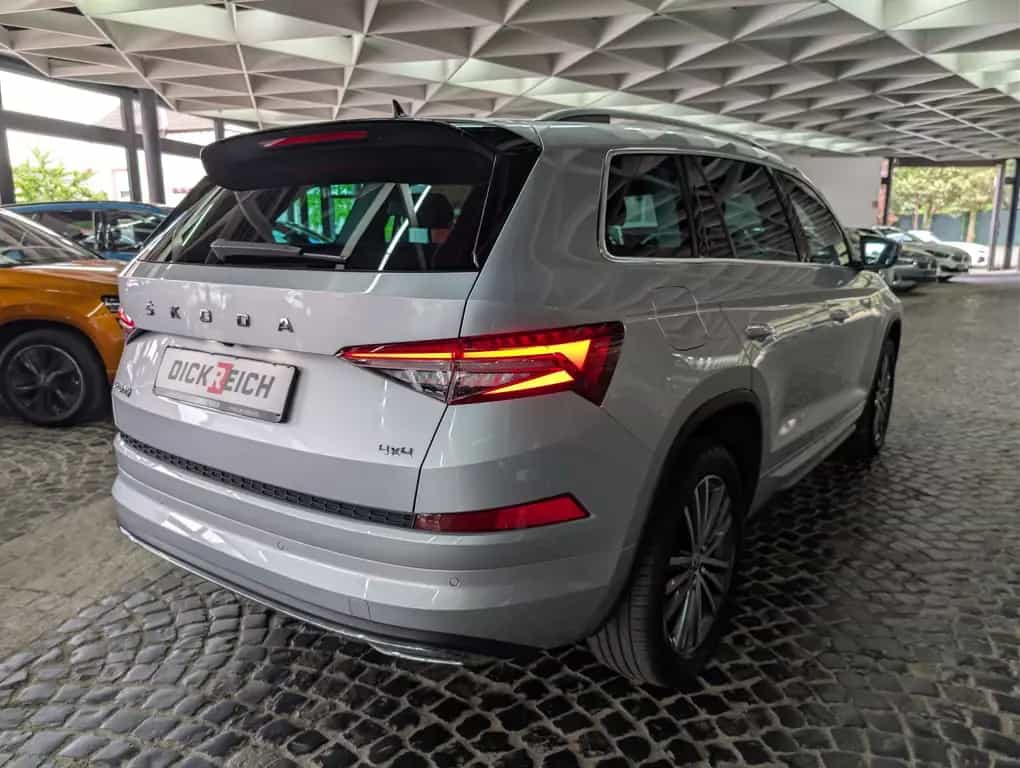 Skoda Kodiaq L&K 4x4 CANTON LEDER 360° ACC MEMO VIRT 02/2022-photo-7