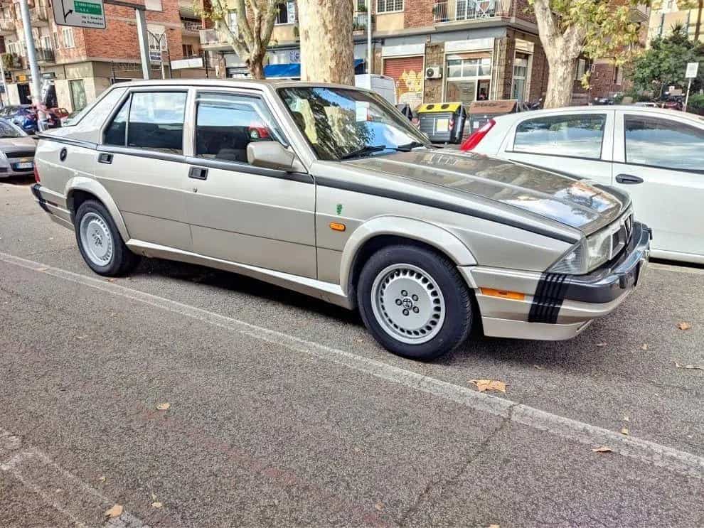Alfa Romeo 75 1.8i TURBO QUADRIFOGLIO VERDE ASI 05/1991-photo-2