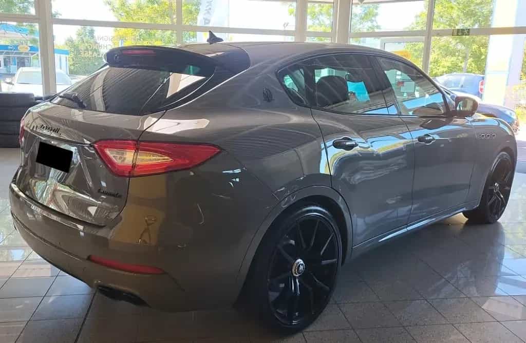 Maserati Levante 3.0 Turbo V6 "Premium Lackierung" Sound 01/2017-photo-11