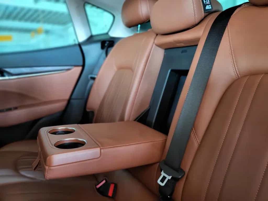 Maserati Levante 3.0 Turbo V6 "Premium Lackierung" Sound 01/2017-photo-24