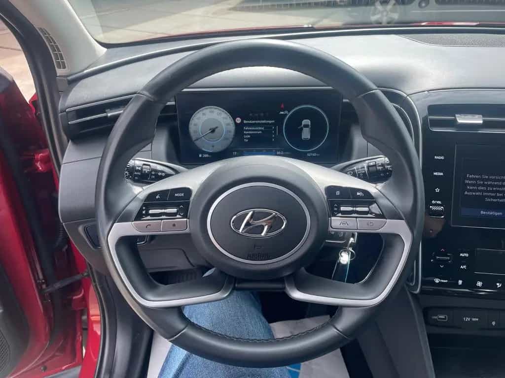 Hyundai TUCSON 1,6 Klima/Kamera/Navi CarPlay/SitzHeiz/LE 05/2023-photo-18