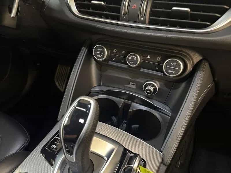 Alfa Romeo Stelvio 2.2 t Veloce Q4 210cv auto 12/2021-photo-14