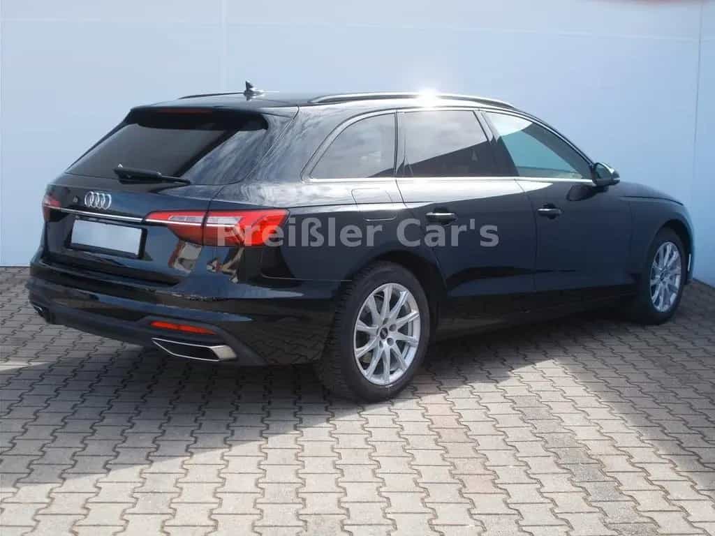 Audi A4 Avant 35 TFSI S-Tronic LED SHZ Navi 03/2022-photo-2