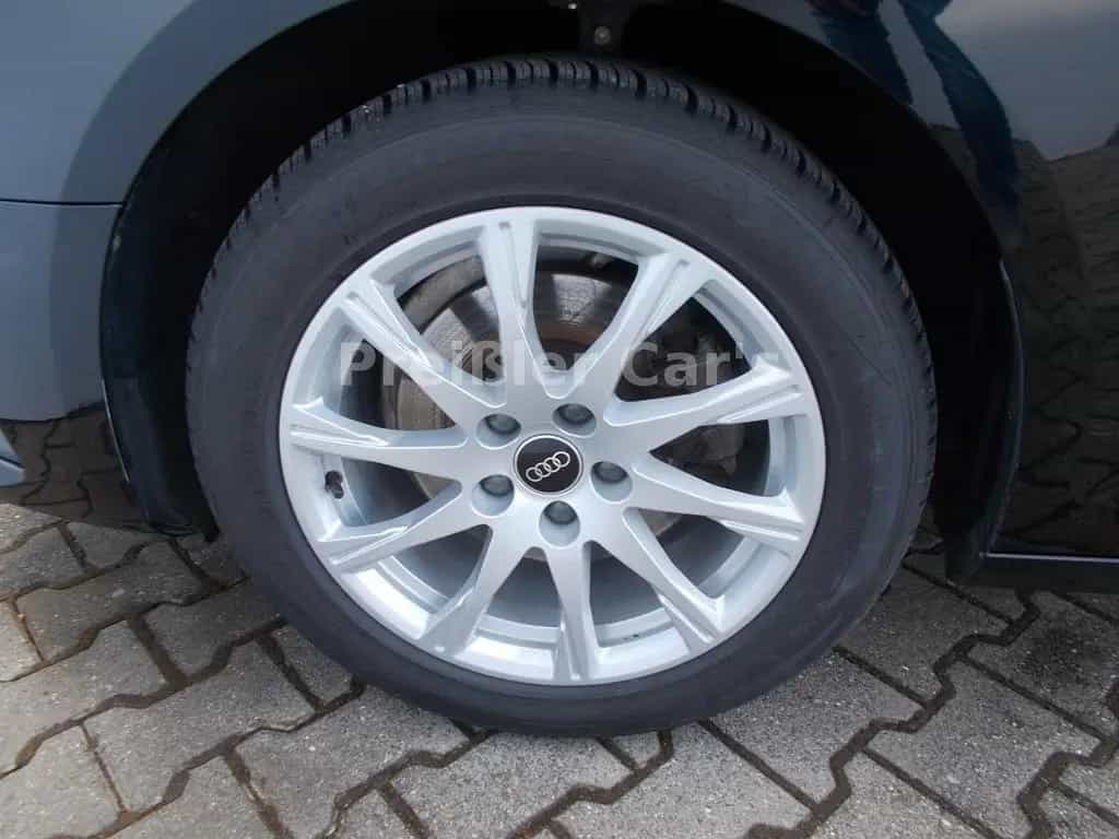 Audi A4 Avant 35 TFSI S-Tronic LED SHZ Navi 03/2022-photo-4