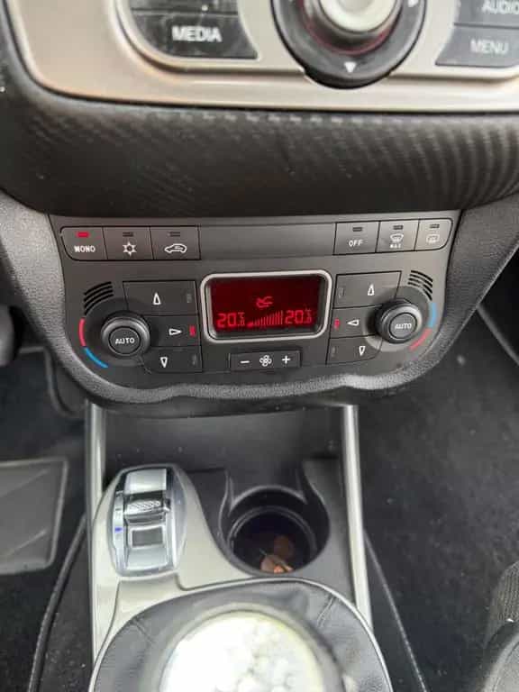 Alfa Romeo MiTo 1.4 TB 16V MultiAir Turismo Turismo 06/2009-photo-7