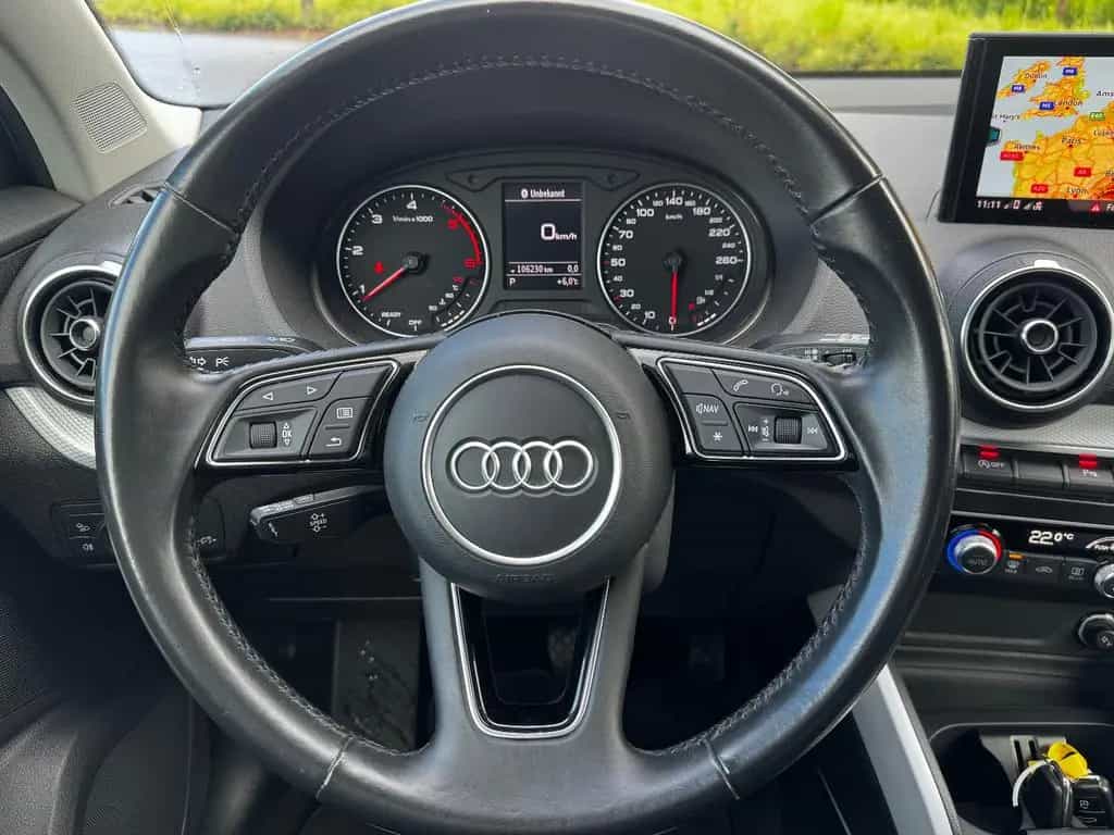 Audi Q2 35 TDI quattro S Tronic*LED*AHK*DAB*TEMP*KeyL 07/2020-photo-11