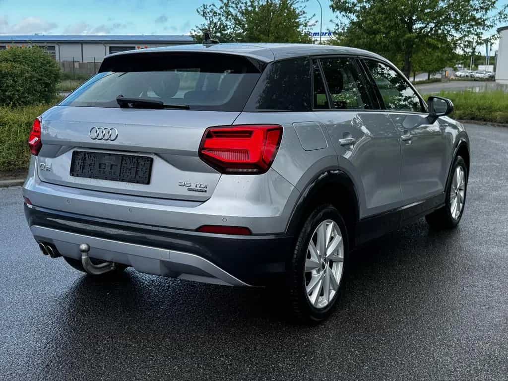 Audi Q2 35 TDI quattro S Tronic*LED*AHK*DAB*TEMP*KeyL 07/2020-photo-2