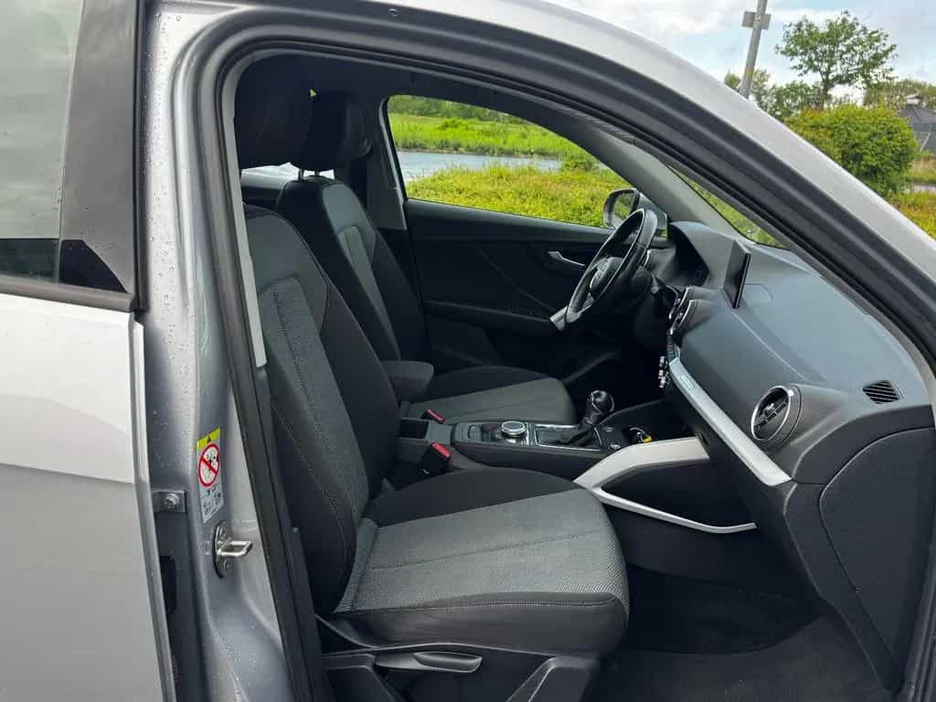 Audi Q2 35 TDI quattro S Tronic*LED*AHK*DAB*TEMP*KeyL 07/2020-photo-4