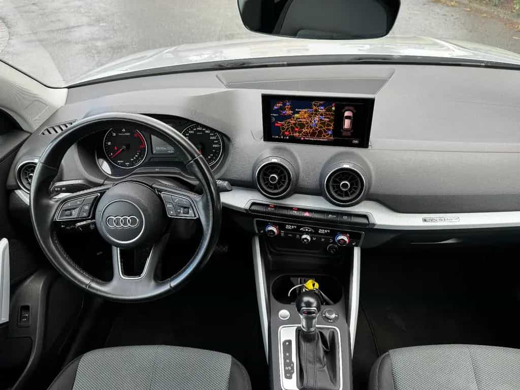 Audi Q2 35 TDI quattro S Tronic*LED*AHK*DAB*TEMP*KeyL 07/2020-photo-6