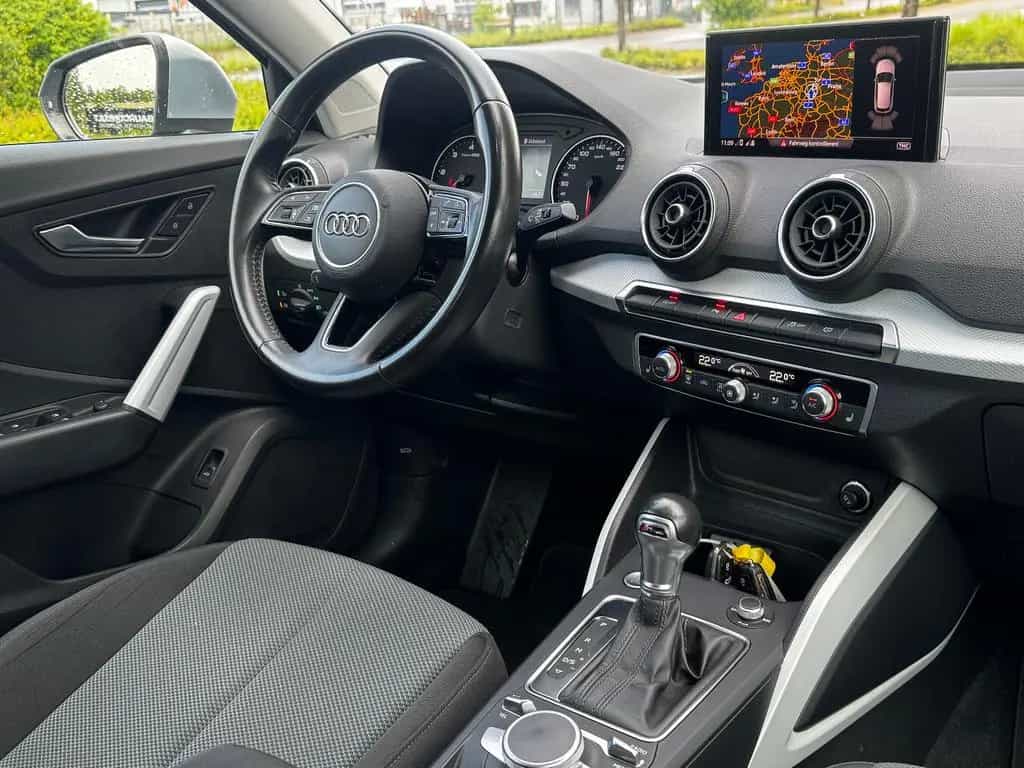 Audi Q2 35 TDI quattro S Tronic*LED*AHK*DAB*TEMP*KeyL 07/2020-photo-7