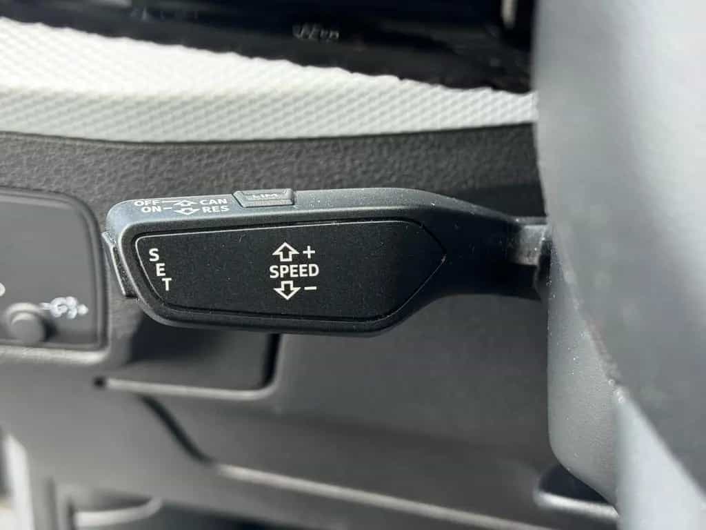 Audi Q2 35 TDI quattro S Tronic*LED*AHK*DAB*TEMP*KeyL 07/2020-photo-9