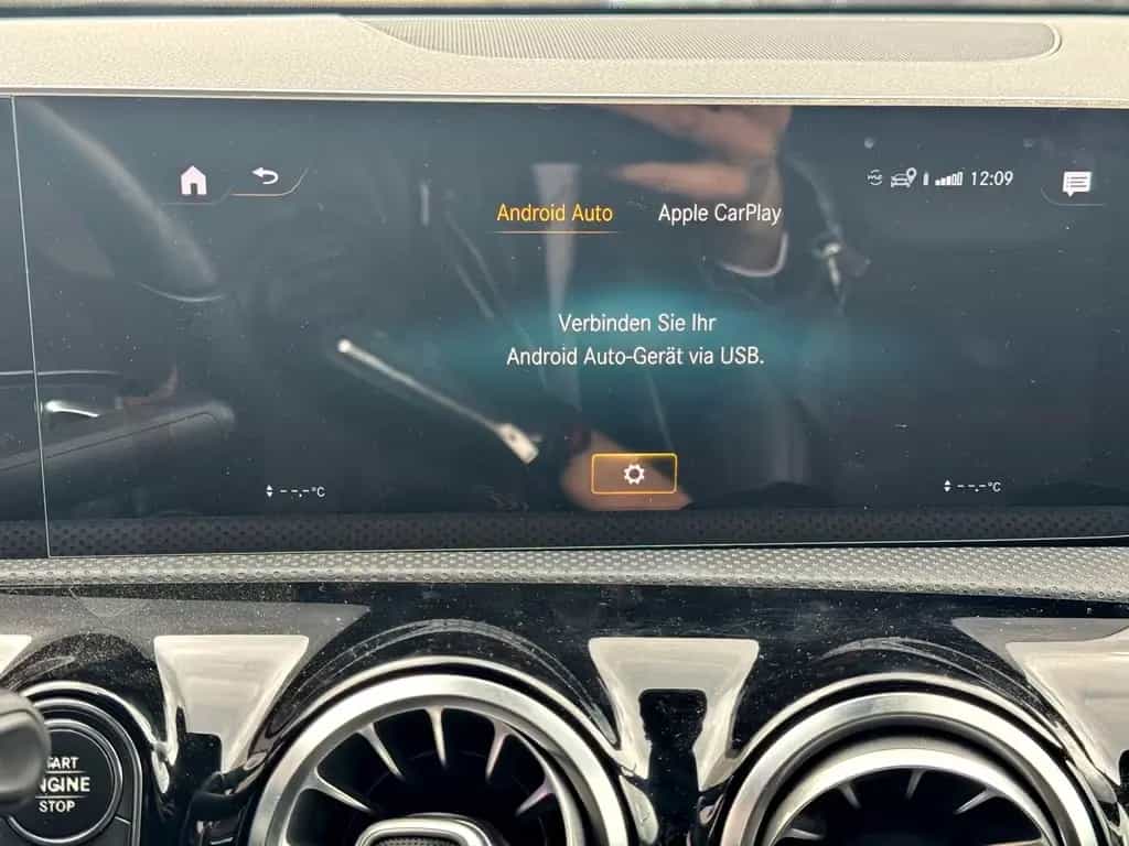 Mercedes-Benz A 250 Limo 4Matic AMG Line Leder/Navi/Burmester 07/2019-photo-12