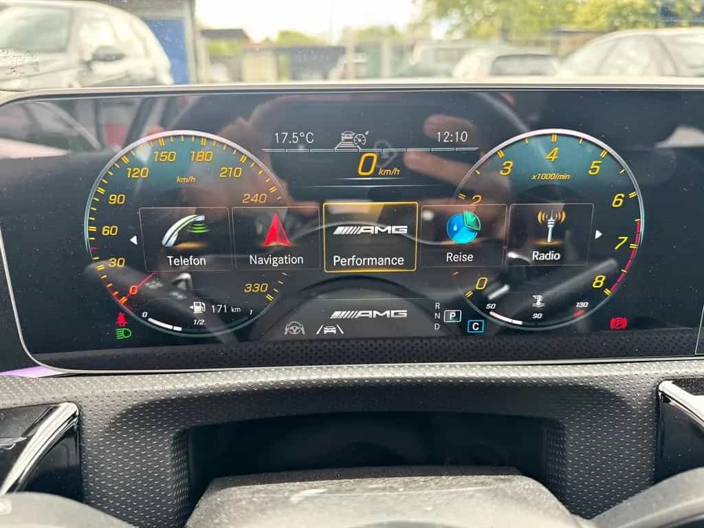 Mercedes-Benz A 250 Limo 4Matic AMG Line Leder/Navi/Burmester 07/2019-photo-14