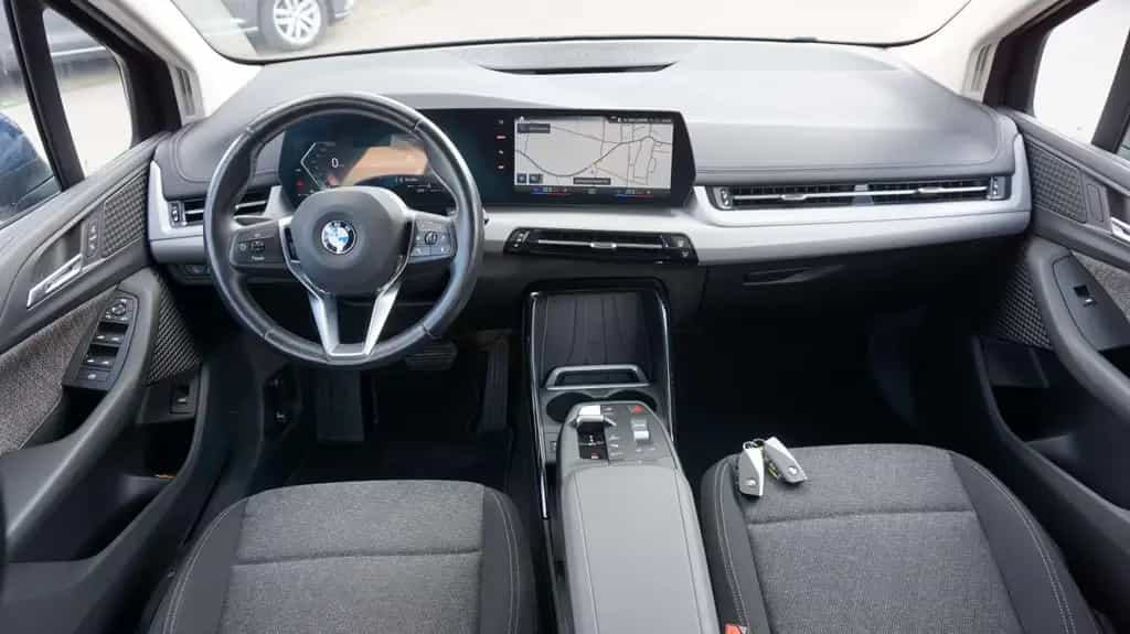 BMW 216 216i Active Tourer Aut.    LED    Kamera 05/2023-photo-9