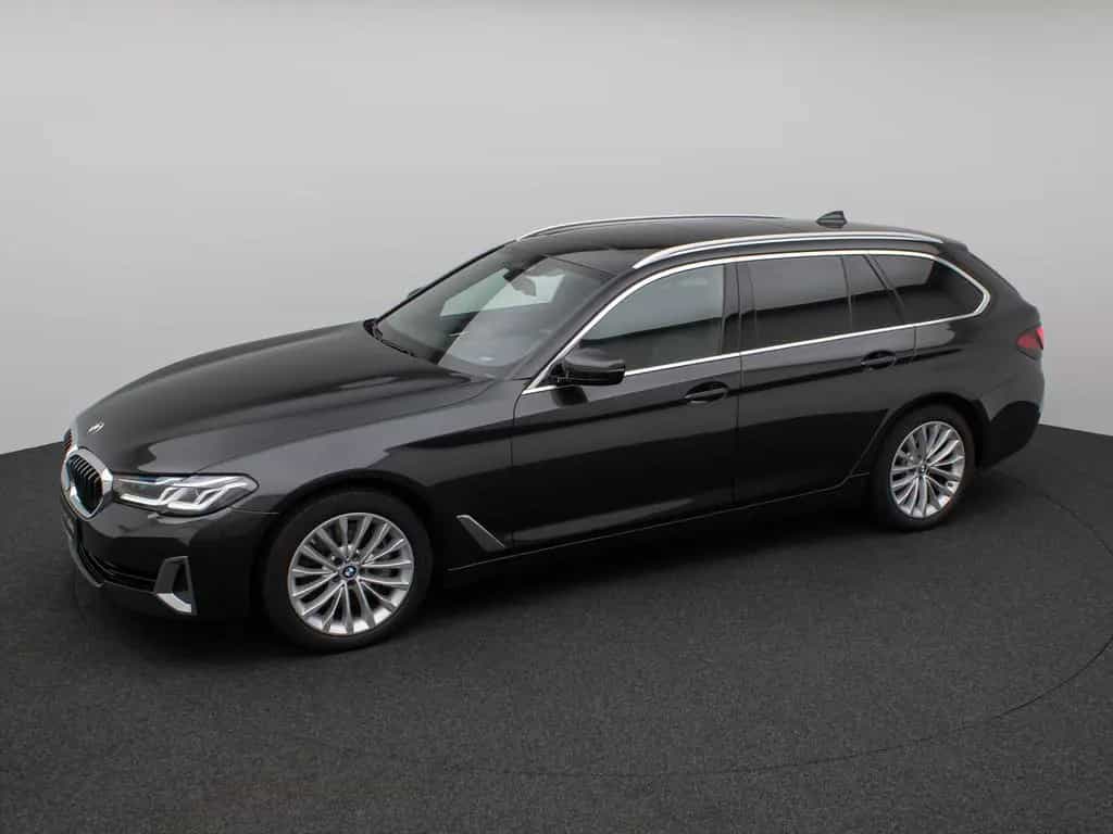 BMW 5 Series 540d xD LuxuryLine Panorama Laser Kamera HUD H/K 11/2022-photo-11