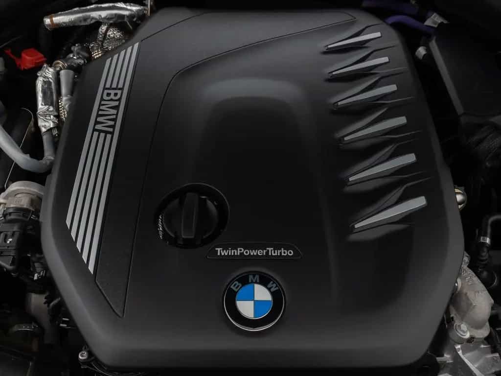 BMW 5 Series 540d xD LuxuryLine Panorama Laser Kamera HUD H/K 11/2022-photo-18