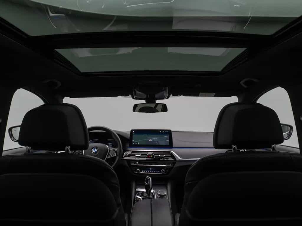 BMW 5 Series 540d xD LuxuryLine Panorama Laser Kamera HUD H/K 11/2022-photo-30