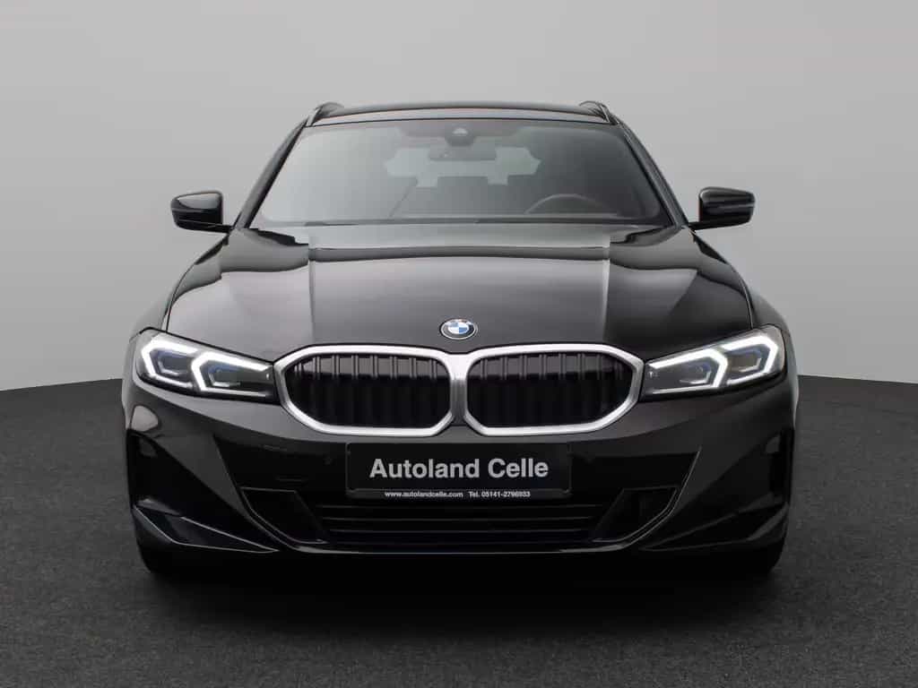BMW 3 Series d Kamera DAB HiFi Leder Sport AdaptLED 18Zoll 02/2023-photo-1