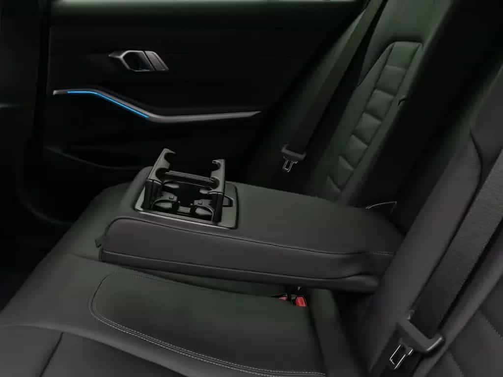 BMW 3 Series d Kamera DAB HiFi Leder Sport AdaptLED 18Zoll 02/2023-photo-28