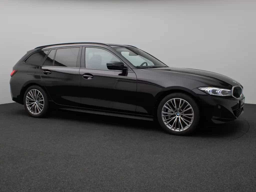 BMW 3 Series d Kamera DAB HiFi Leder Sport AdaptLED 18Zoll 02/2023-photo-3