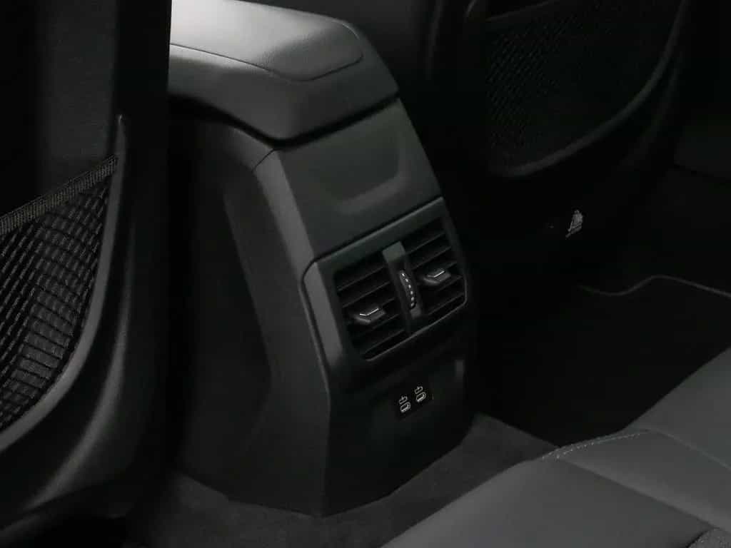 BMW 2 Series 218i Gran Coupé SportLine DAB PDC DrivAssist LED 11/2022-photo-27