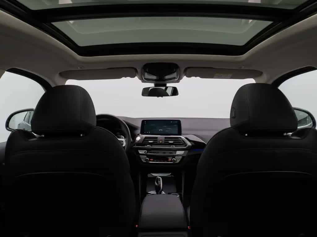 BMW X4 xD30i xLine Panorama Kamera HUD DAB HiFi AHK 10/2021-photo-28