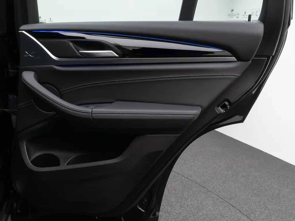 BMW X4 xD30i xLine Panorama Kamera HUD DAB HiFi AHK 10/2021-photo-31