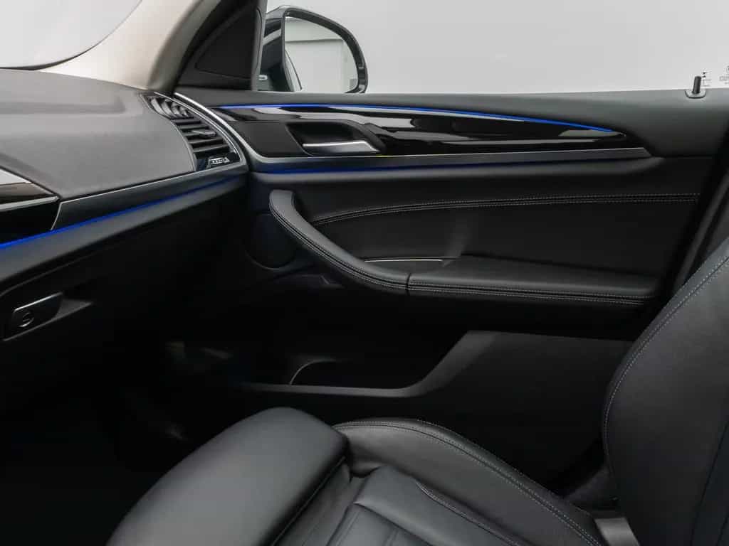 BMW X4 xD30i xLine Panorama Kamera HUD DAB HiFi AHK 10/2021-photo-32