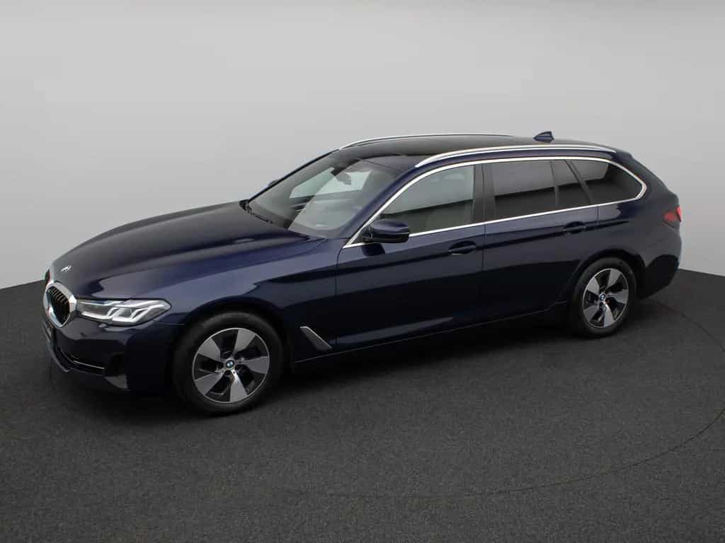 BMW 5 Series d xD Panorama Massage HUD H/K Individual-Voll 10/2022-photo-11