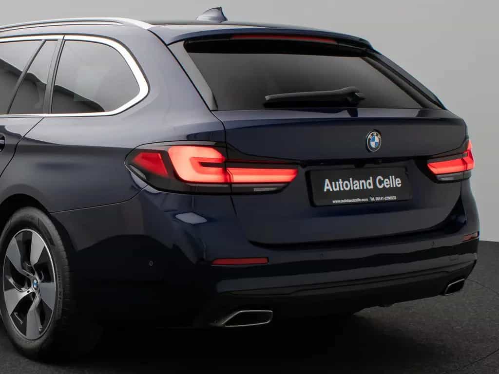 BMW 5 Series d xD Panorama Massage HUD H/K Individual-Voll 10/2022-photo-14