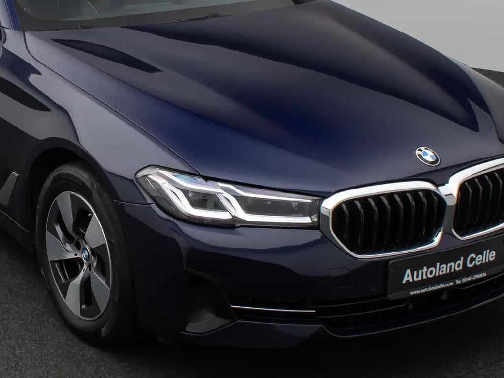 BMW 5 Series d xD Panorama Massage HUD H/K Individual-Voll 10/2022-photo-17