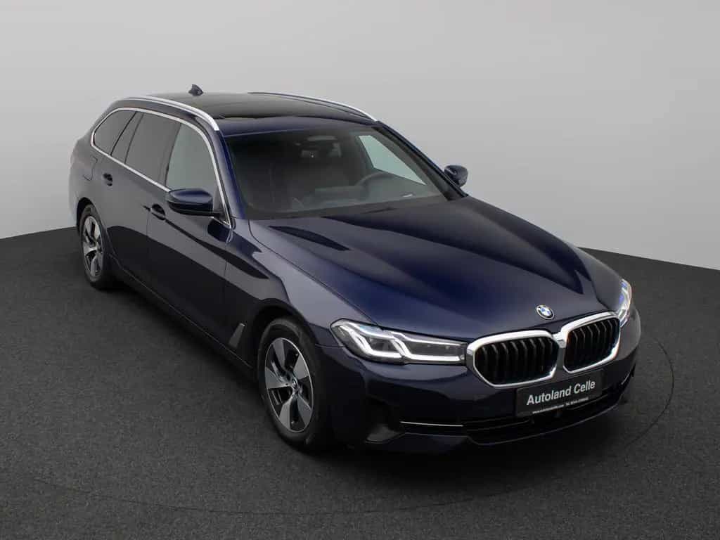 BMW 5 Series d xD Panorama Massage HUD H/K Individual-Voll 10/2022-photo-2