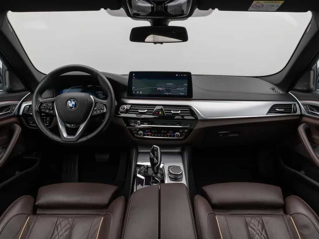 BMW 5 Series d xD Panorama Massage HUD H/K Individual-Voll 10/2022-photo-40