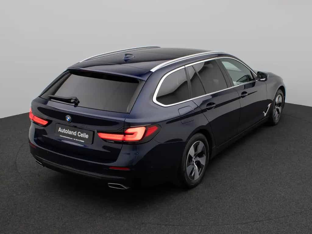 BMW 5 Series d xD Panorama Massage HUD H/K Individual-Voll 10/2022-photo-6