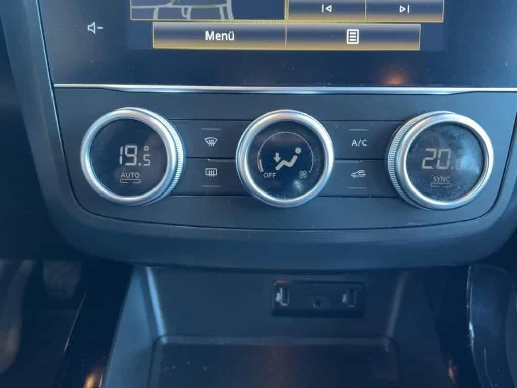 Renault Kadjar BUSINESS Edition TCe 140 GPF Apple CarPla 12/2020-photo-13