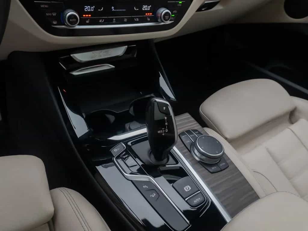BMW X3 xD20d M Sport Kamera Panorama HUD DAB HiFi 02/2019-photo-21