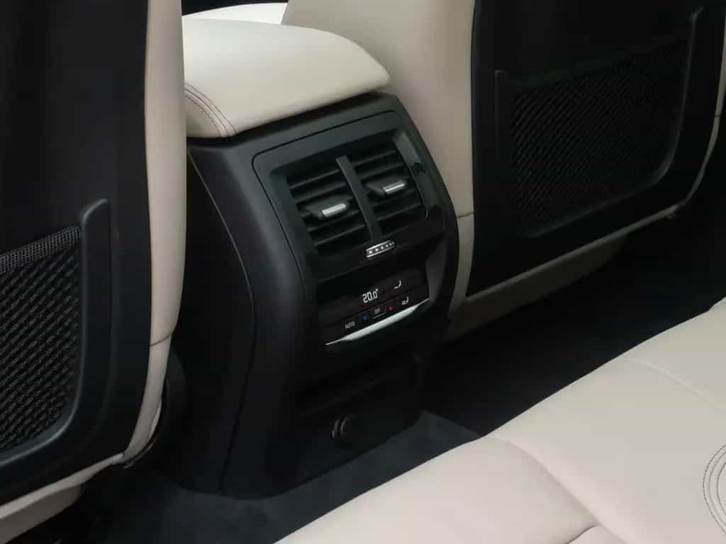 BMW X3 xD20d M Sport Kamera Panorama HUD DAB HiFi 02/2019-photo-26