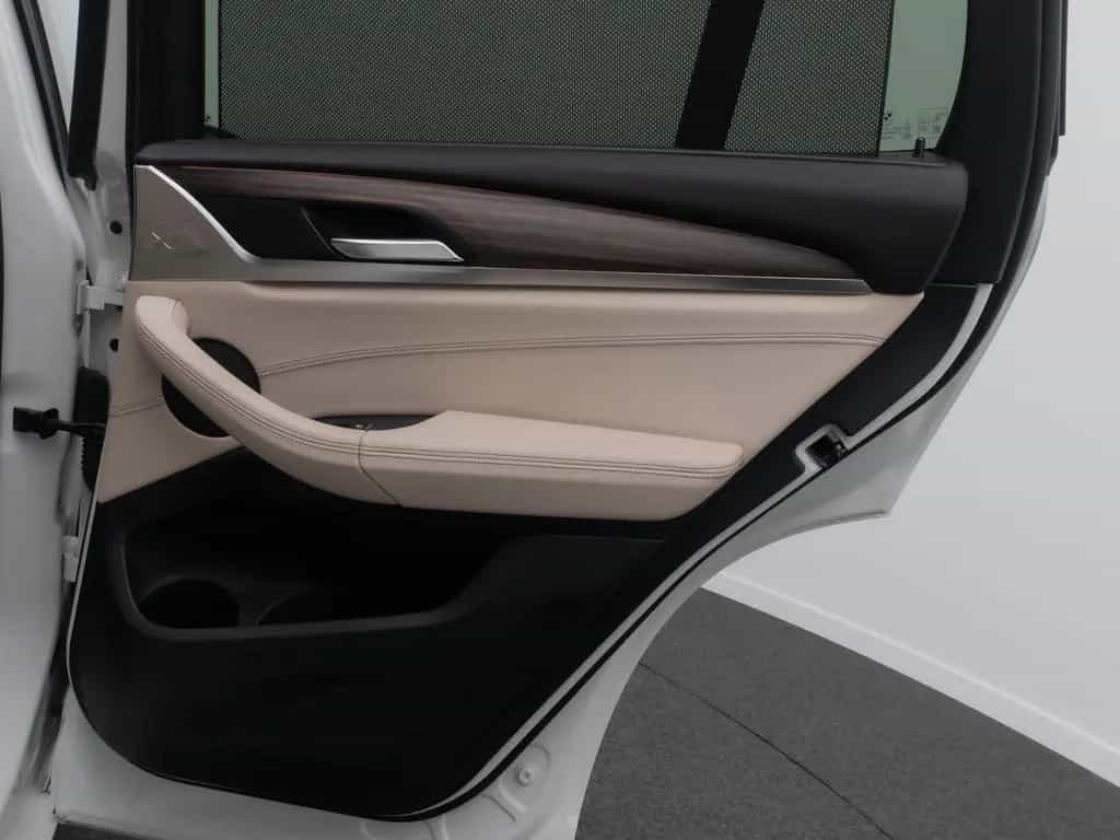 BMW X3 xD20d M Sport Kamera Panorama HUD DAB HiFi 02/2019-photo-32