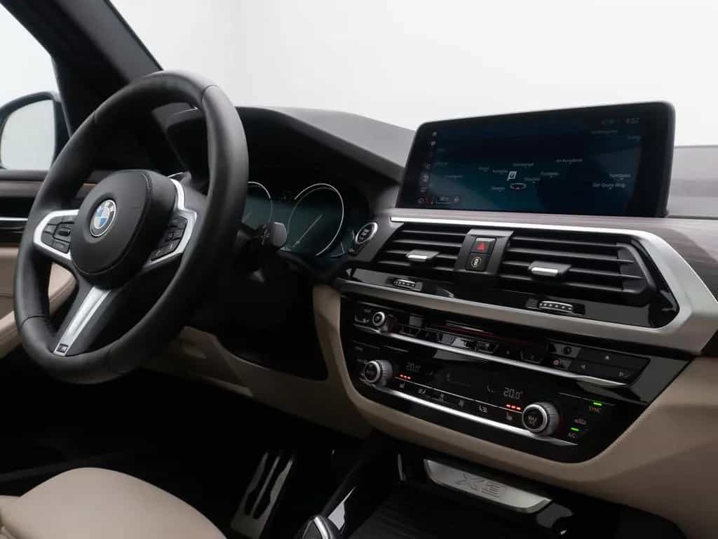 BMW X3 xD20d M Sport Kamera Panorama HUD DAB HiFi 02/2019-photo-37