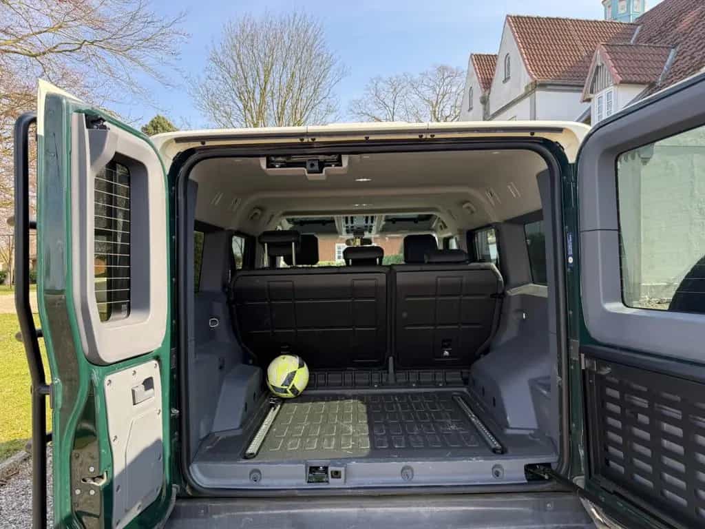 INEOS Grenadier 3.0L Twin-Turbo-Diesel Trialmaster... 01/2025-photo-5