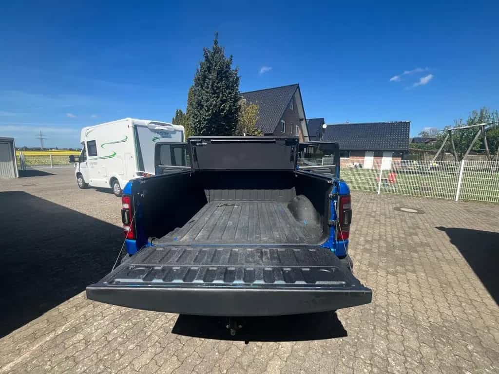 Dodge RAM Big Horn/Gasanlage/Ladefl.rollo/Geiger Schalldäm 01/2024-photo-30