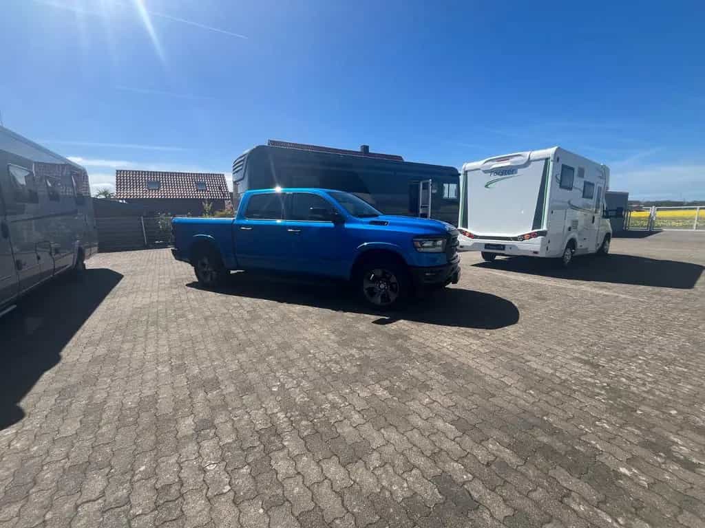 Dodge RAM Big Horn/Gasanlage/Ladefl.rollo/Geiger Schalldäm 01/2024-photo-8