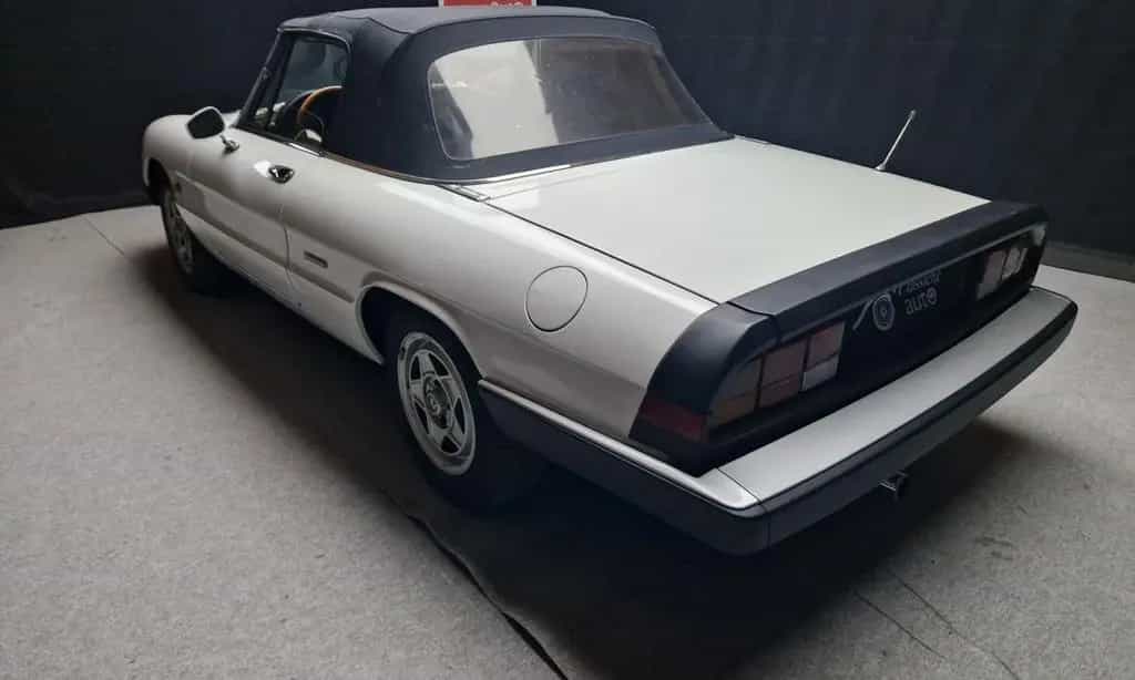 Alfa Romeo Spider 2.0 cc certif. ASI con C.R.S 02/1987-photo-2