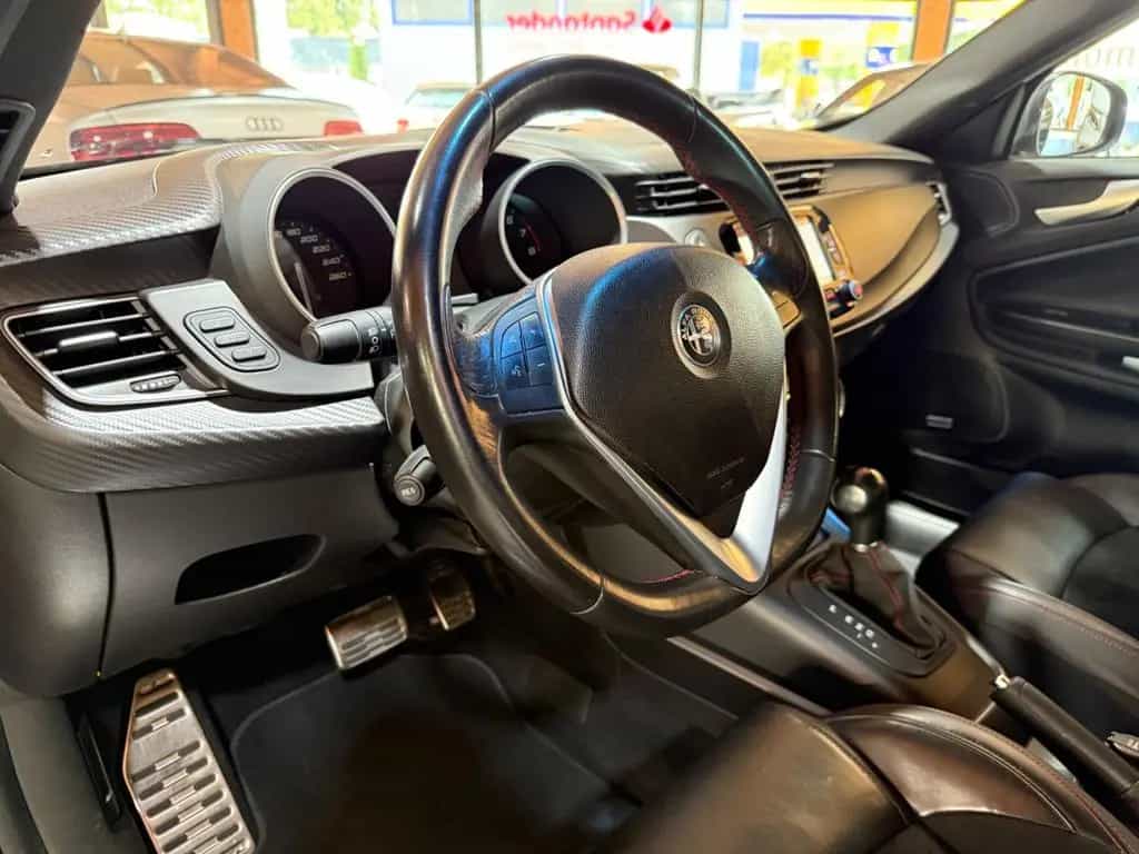 Alfa Romeo Giulietta Veloce 1.8 Turbo 06/2018-photo-10