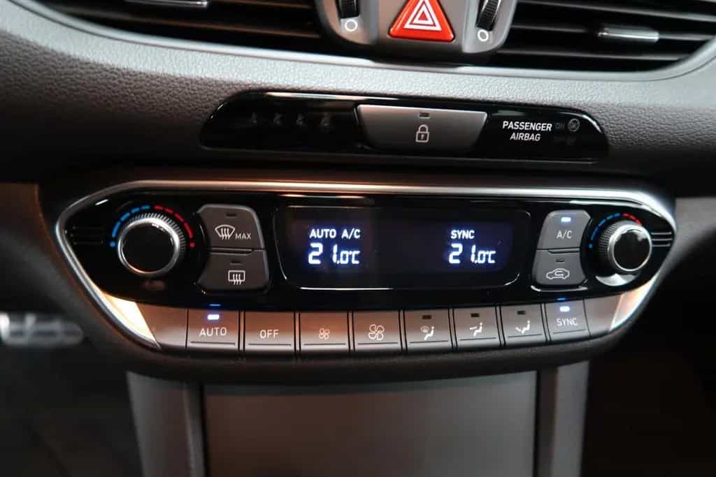 Hyundai i30 N Line*ACC*LKD*LED*PANO*CARPLAY*KAMERA*SHZ 01/2020-photo-21
