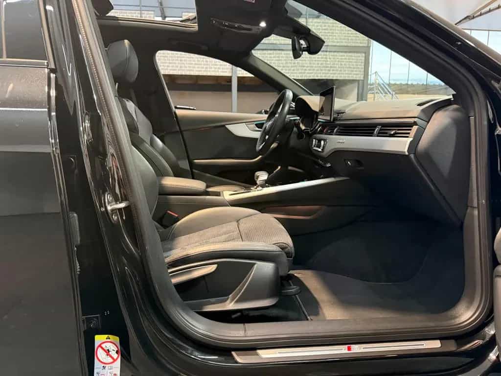 Audi A4 Avant 40 TDI quattro /S line Competition Plus 02/2023-photo-21