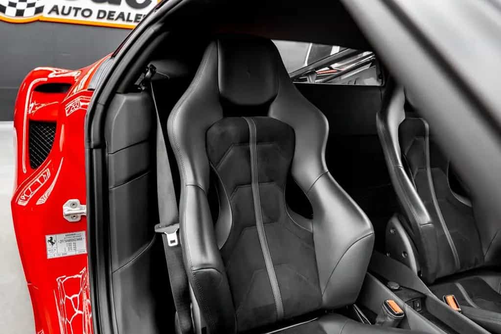 Ferrari 488 GTB 08/2020-photo-11