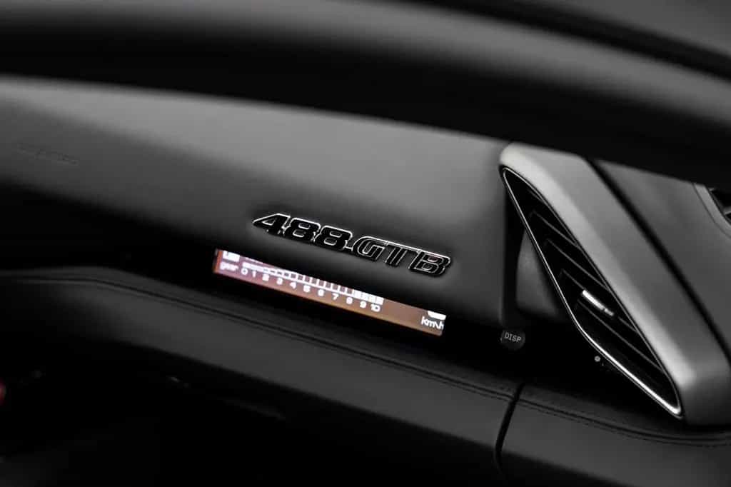 Ferrari 488 GTB 08/2020-photo-13
