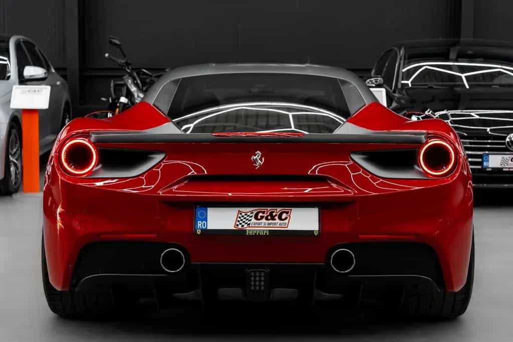 Ferrari 488 GTB 08/2020-photo-19