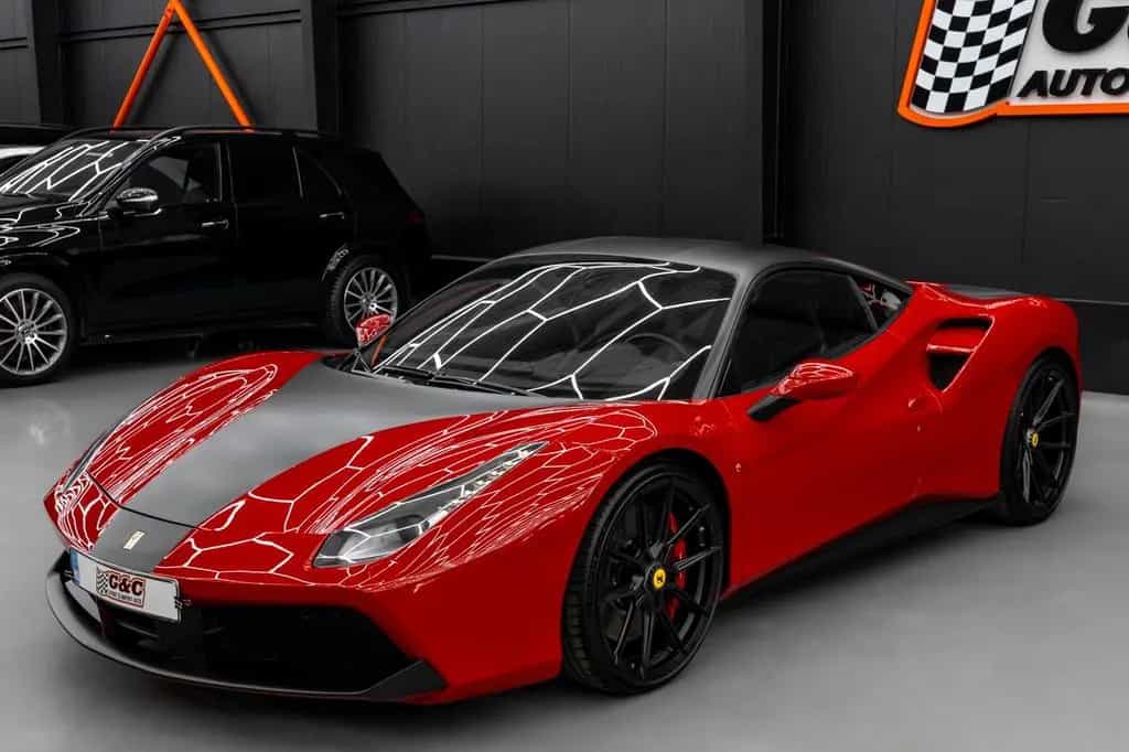 Ferrari 488 GTB 08/2020-photo-21